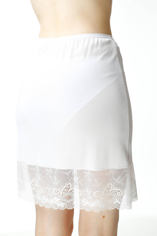 Krótka jedwabna półhalka z koronką pod spódnicę Mewa 6380