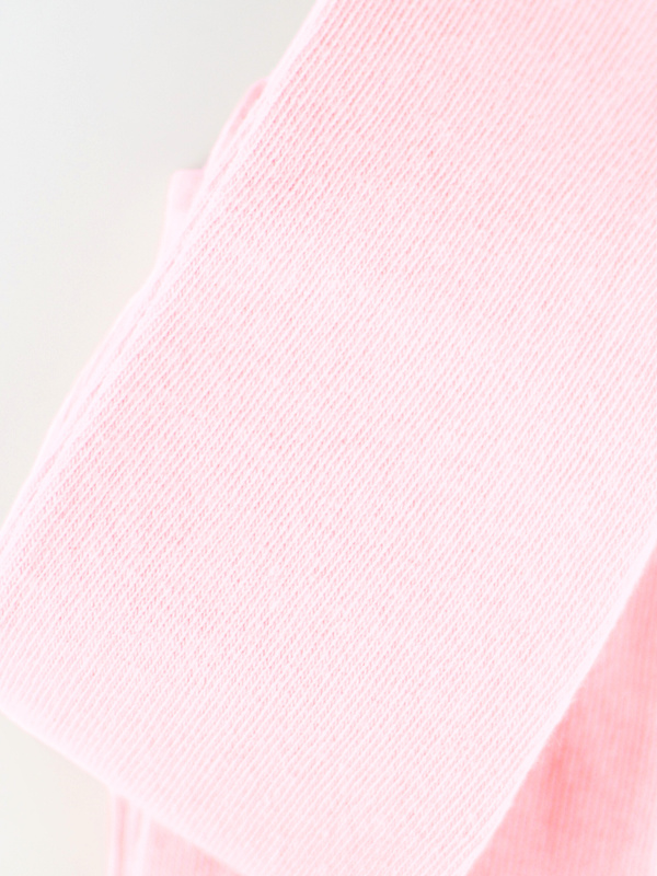 Gładkie różowo pudrowe rajstopki bawełniane Noviti RB001/08