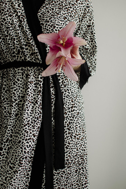 Długi szlafrok w panterkę De Lafense 842 Mavis ecru