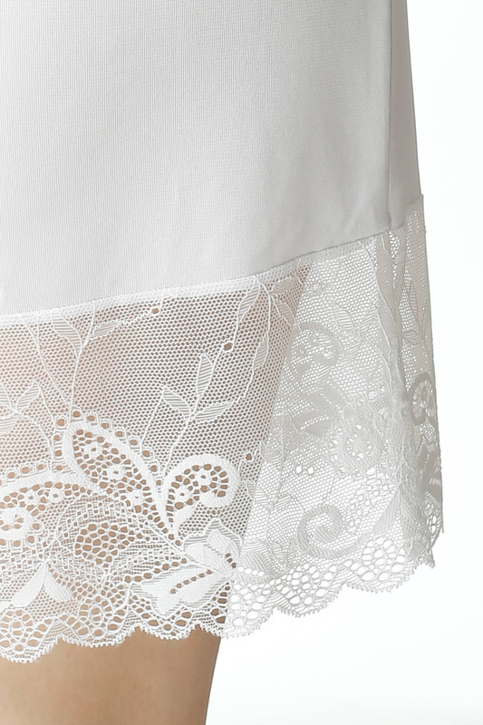 Krótka jedwabna półhalka z koronką pod spódnicę Mewa 6380