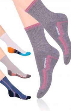 Sportowe bawełniane skarpetki Steven 026  w ciemniejszej tonacji