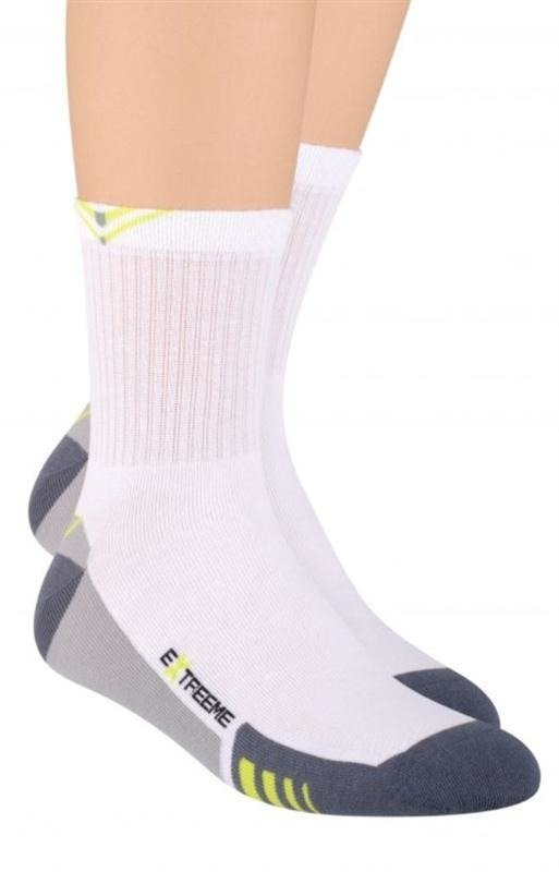 Jasne sportowe skarpetki chłopięce Steven 060