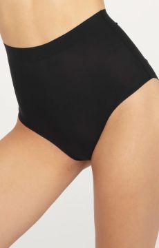 Gatta figi Bikini ULTRA Comfort  laserowo cięte, nie odznaczają się pod ubraniem / beżowe